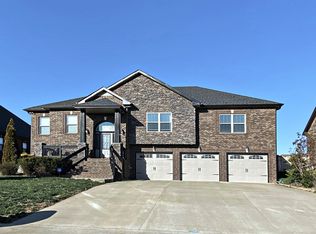 160 Covey Rise Cir, Clarksville, TN 37043