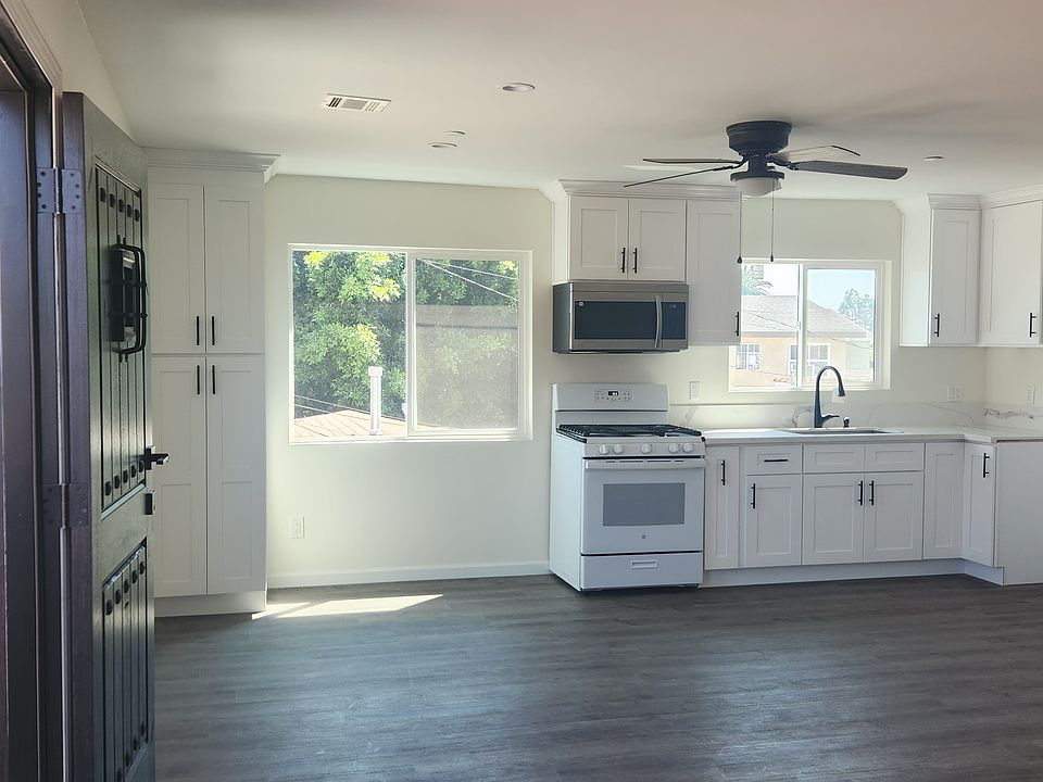 1st image of 622 Eastmont Ave #624