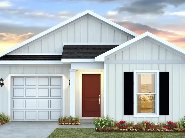 28 Spoonbill St, Cantonment, FL 32533