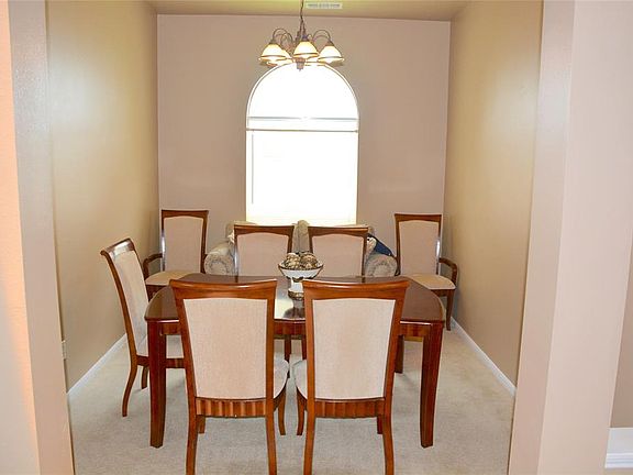 3rd image of 16914 Fairway Glen Ln