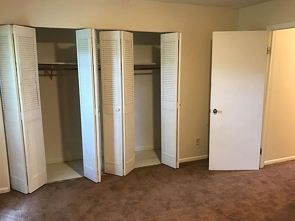 2nd image of 2435 Echo Valley Dr