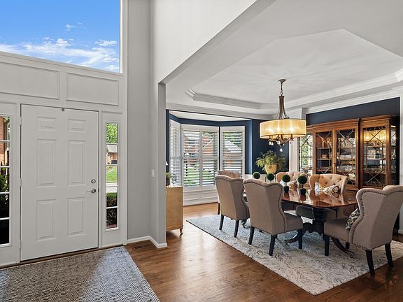 4th image of 7745 Oyster Bay Ln