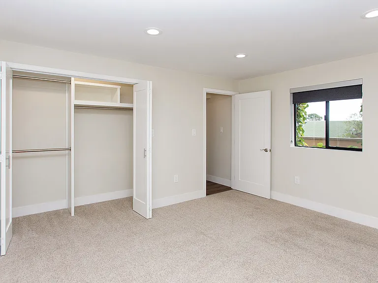 Woodmont Apartments — Photo 32