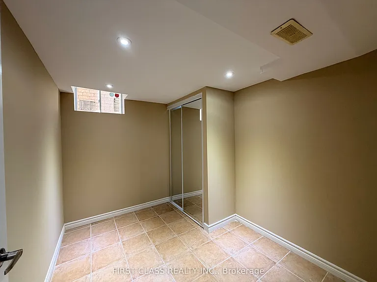 41 Horstman St #BASEMENT — Photo 5