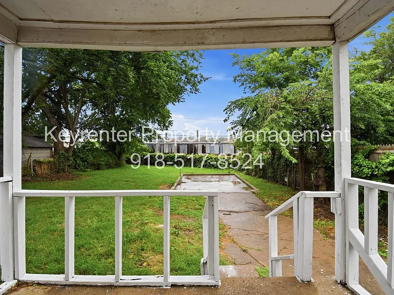 3912 E Admiral Ct — Photo 17