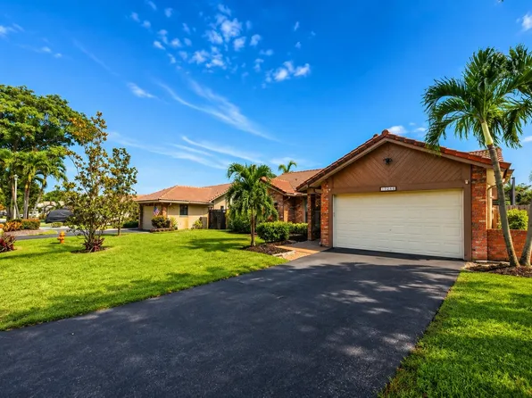 10666 NW 2ND Place, Coral Springs, FL 33071