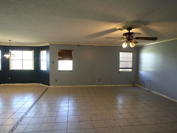 2nd image of 3411 Windfield Dr
