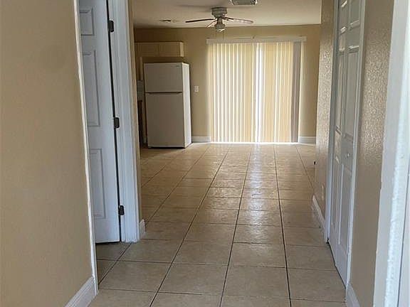 5th image of 2702 Robin Ave S