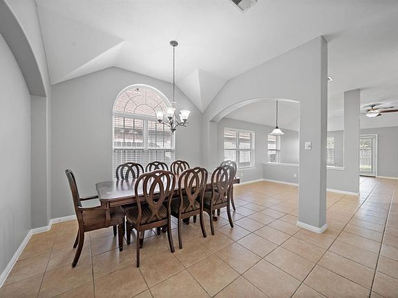 4th image of 21585 Duke Alexander Dr