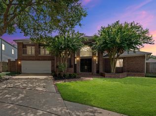 8122 Meadow Crest St, Houston, TX 77071