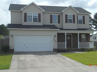 200 Cypress Bay Dr, Jacksonville, NC 28546