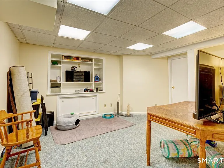 6 Oak Forest Dr #3 — Photo 10