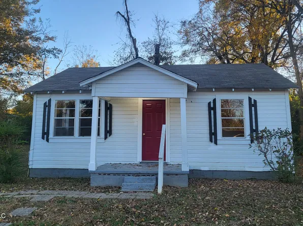 626 W Main St, Senatobia, MS 38668