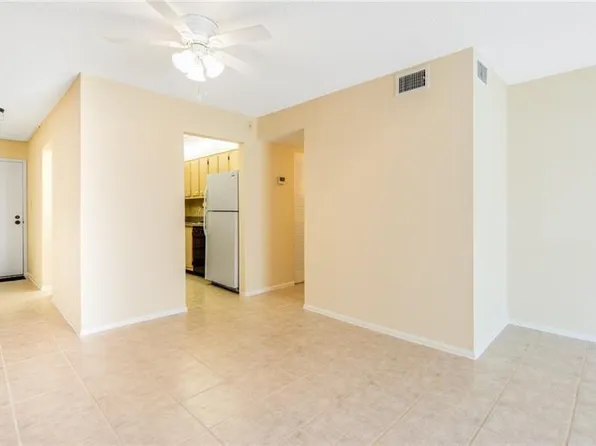 4324 NW 9th Ave, Deerfield Beach, FL