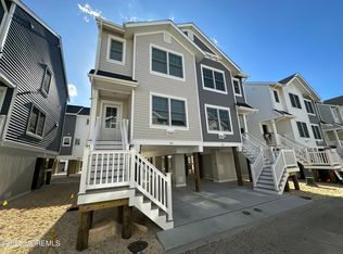14 Shell Rd, Mantoloking, NJ 08738