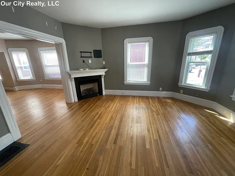 21 Westminster St #1 — Photo 7