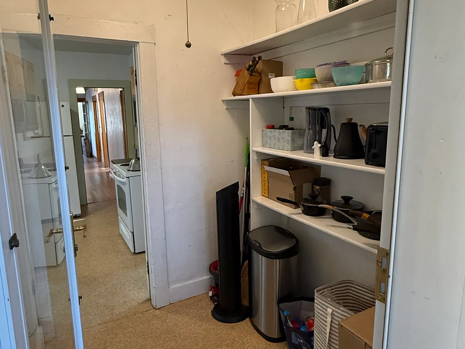 3 bed, 1380 sqft, $3,800 — Photo 2