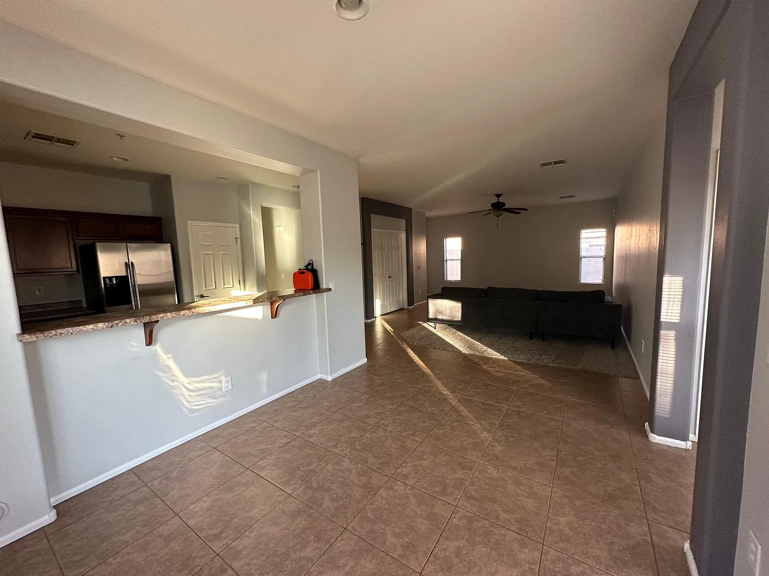 3 bed, 1601 sqft, $2,250 — Photo 4