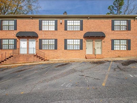2nd image of 1809 Reservoir Rd #20