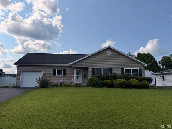 2013 Holly St, Rome, NY 13440