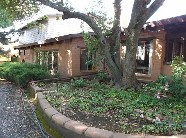 5737 Carleton Rd photo 1