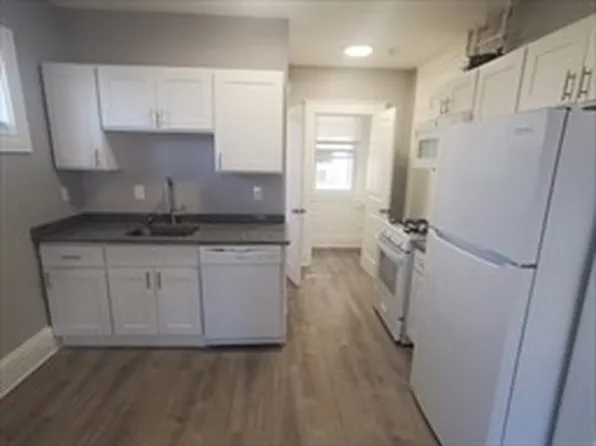 738 Washington St, Norwood, MA