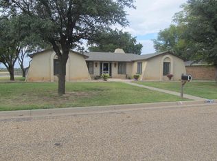 201 Dakota Trl, Tulia, TX 79088