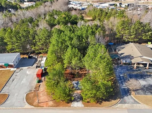 112 Redding Dr, Bremen, GA 30110