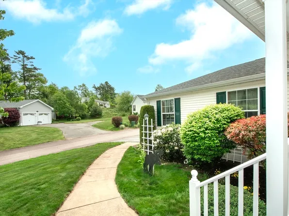 3303 Pheasant Ln, Middleboro, MA 02346