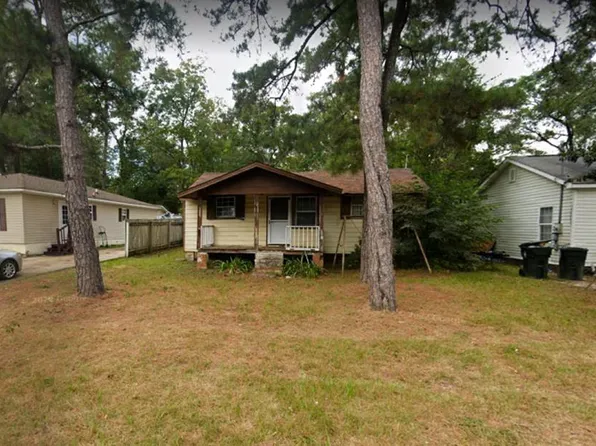 211 Ruth St, Dothan, AL 36303