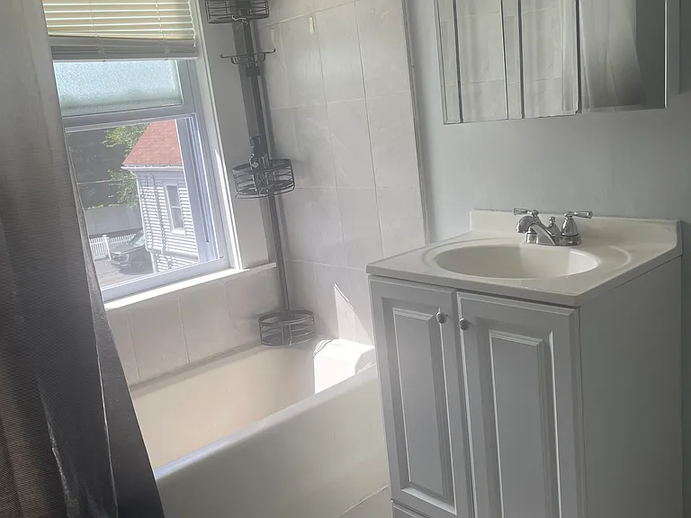 15 Hoyle St #3 — Photo 5
