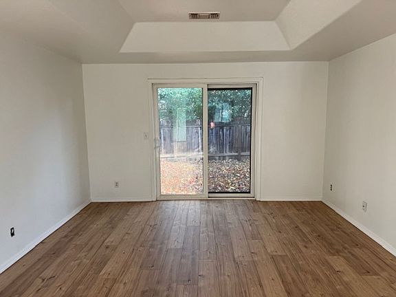 5th image of 572 Countryside Dr #574