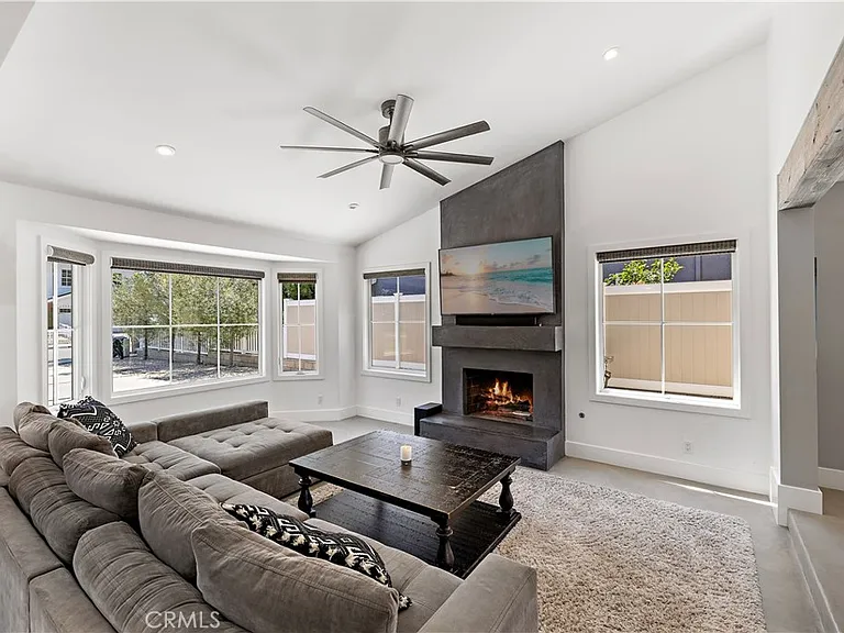 29091 Country Hills Rd — Photo 11