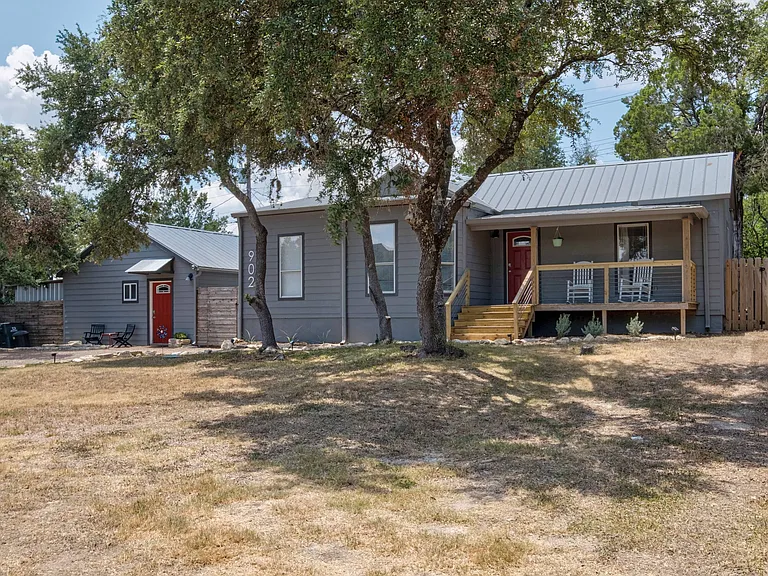 902 Presa Arriba Rd #A — Photo 1