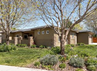 704 S Willow Spring Pl, Kuna, ID 83634