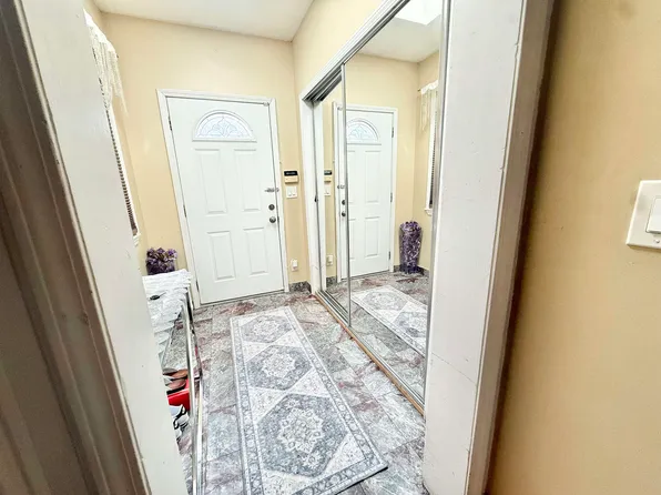 68 Brinkerhoff Street image 4 of 41