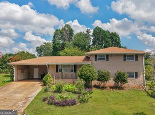 2026 Pinecrest Dr, Morrow, GA 30260
