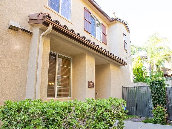 Front walkway to entrance.