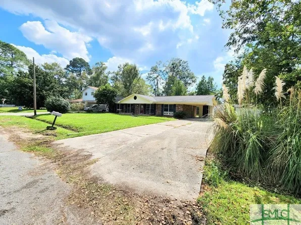 97 Bays Avenue, Savannah, GA 31408