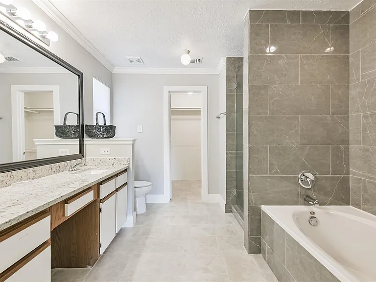 1623 Stonehaven Village Cir — Photo 18