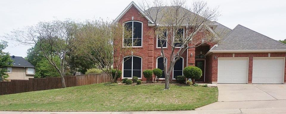 1st image of 2601 Hillside Dr