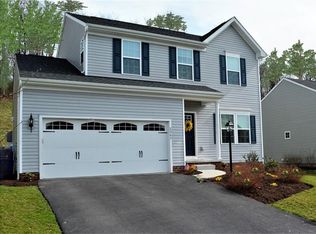 2067 Blackberry Ln, Valencia, PA 16059