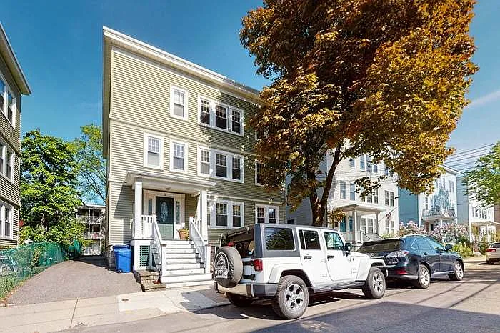 71 Beechcroft St #1