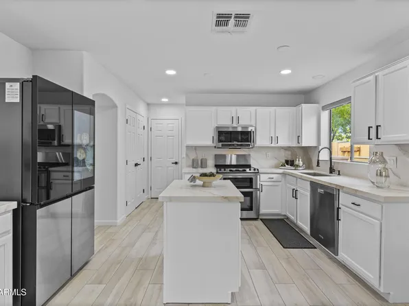 5208 W CAMPO BELLO Drive, Glendale, AZ 85308