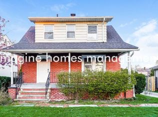 1608 Roselawn Rd, Mayfield Heights, OH 44124