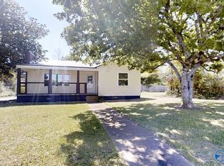 924 Guntersville Rd, Arab, AL 35016