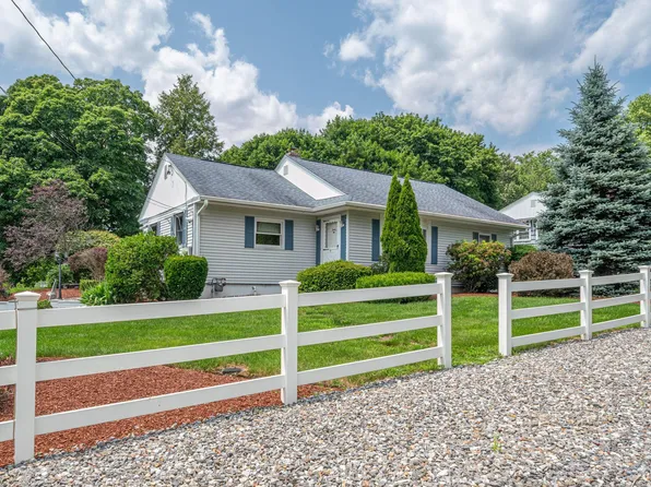 12 Savoie Street, Bedford, NH 03110
