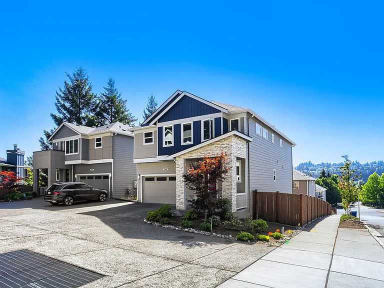 3932 242nd St SE — Photo 3