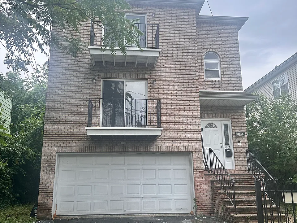 56-58 Kent St #2