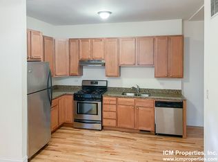 3338 N Sheffield Ave APT 3, Chicago, IL 60657
